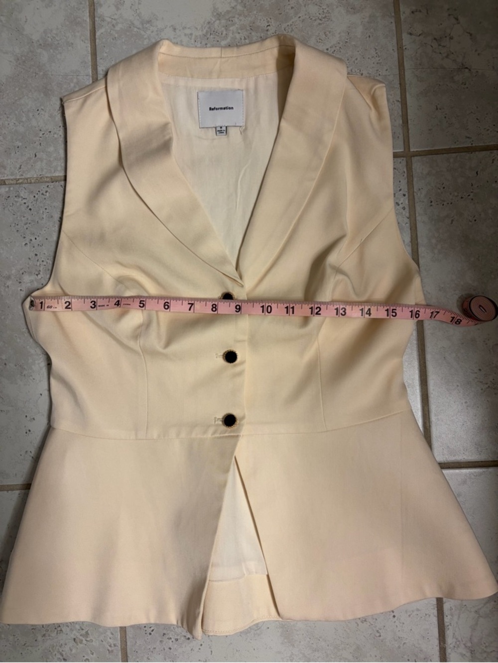 Reformation | Oakley Vest in Sugar | Sz 8 - Picture 6 of 8